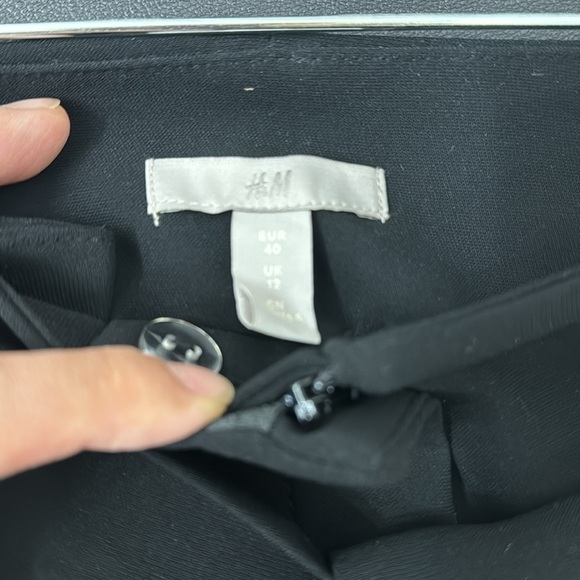 H&M high waisted belt tie shorts LIKE NEW - Picture 5 of 7